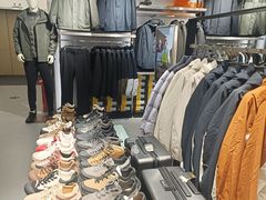 -五环Outlets(高新工厂店)