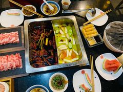 -百年川椒重庆老火锅(光谷店)