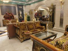 -王朝大酒店徐汇店-地面停车场