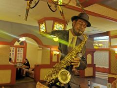 -栖巢咖啡馆(双岗店)