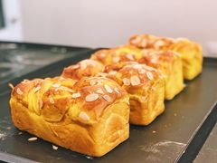 南瓜吐司-RAN BAKERY