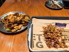 -路边羊烧烤酒场(宝带路店)