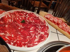-热火朝天鲜切牛肉火锅(南强街巷店)