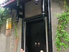 -泡桐树街