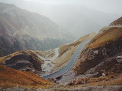 -天山神秘大峡谷