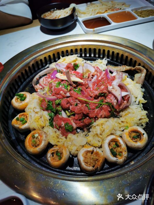 杨记齐齐哈尔烤肉(总店)招牌肥牛图片