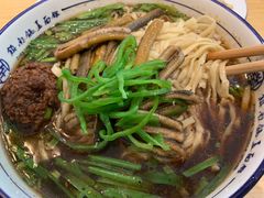 -镇南锅盖面馆(解放路店)