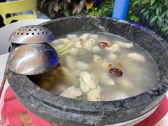 -墨脱石锅椰子鸡•海鲜糟粕醋(榆亚路店)