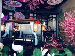 -韵秋荷(宝山龙湖天街店)