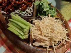 -老郑家东北春饼(龙悦居店)