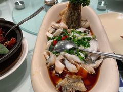 油淋鲈鱼-鹿港小镇(黄金店)