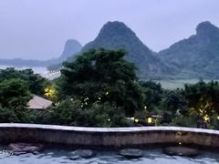 -英德宝晶宫天鹅湖茶语温泉