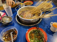 微辣锅底-马路边边串串香(大成路店)