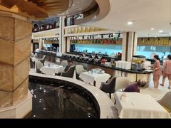 -碧中海汤泉汗蒸酒店