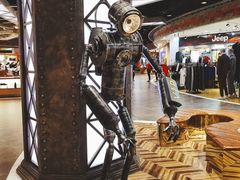 -百联又一城停车场