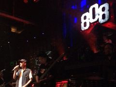 -808 LiveHouse