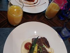 -YUE·6·西式融合餐厅(外滩六号店)