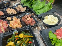 -啊美丽炭火烤肉(滑翔一店)