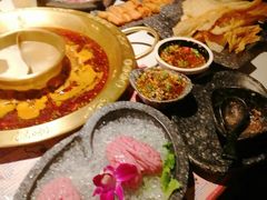 -哥老官重庆美蛙鱼头(宝山龙湖店)