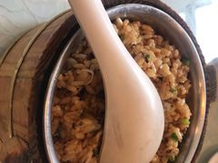 芽菜肉沫炒饭-黄家饺子东北特色菜馆(湖滨商业街店)