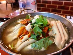 -老谷家黄泥烧鸽子·烧烤