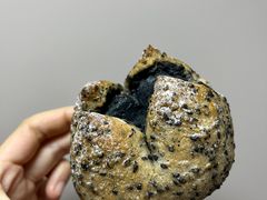 黑芝麻炸弹-熊叔熊婶面包房(团结湖店)