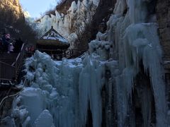 -大平台龙居瀑布旅游区