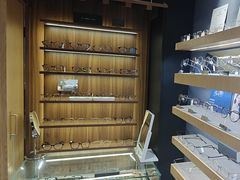 -日本手作眼镜·久川睛匠(新中关购物中心店)