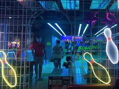 -世代星球·保龄球·镭战真人CS·团建(杨浦店)