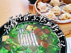 金牌鸭血粉丝汤-冯鑫记南京鸭血粉丝汤(南京南站店)