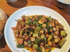 宫爆藏猪丁-燃木齐藏餐厅(八宿店)