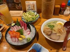 -晶吉·居酒屋·烧鸟·海胆(民主广场店)