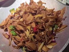 -卢大鲜鱼头捞饭(美利广场店)
