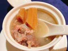 老火靓汤-维园悦谱·海派家常菜(乌鲁木齐南路店)