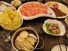 -云中捞高空旋转餐厅(商茂世纪广场店)