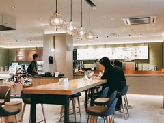大堂-星巴克臻选(上海中环广场2F店)