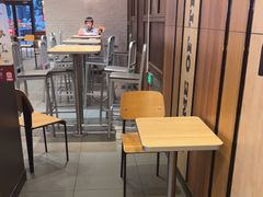 -汉堡王(颐和汇邻湾广场店)