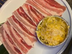 东北酸菜五花肉-十三姨正合丰烤肉(营迹路店)