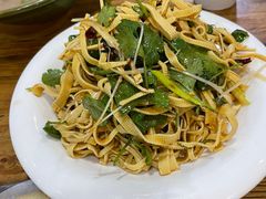 -房先生羊汤烧烤小酒馆