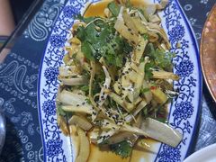 -蜗牛小馆醉乡民谣云南菜(惠新西里店)