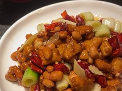 -万重锦·人文川菜馆(骡马市店)