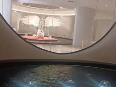 -涨巢·潮玩水疗局