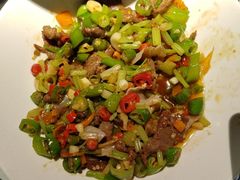 -卢大鲜鱼头捞饭(美利广场店)