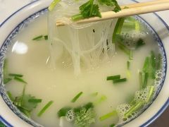 -烤鸭肉夹馍鸭汤店