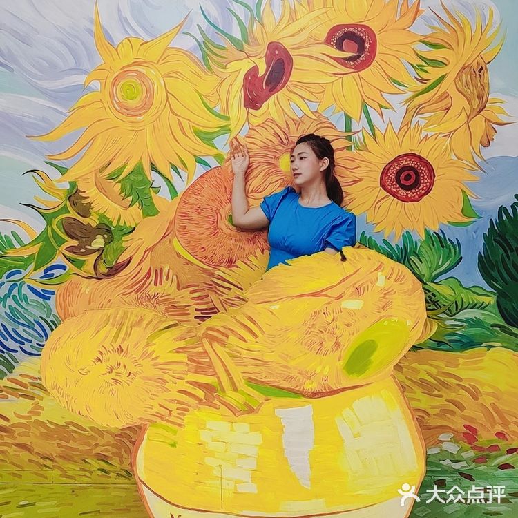 梵高星空艺术馆也太浪漫了吧！