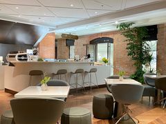 -潮一不贰·法式甜品·生日蛋糕·西式简餐(外滩店)