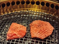 -铭牛烧肉·和牛海鲜自助(高新月牙湖店)