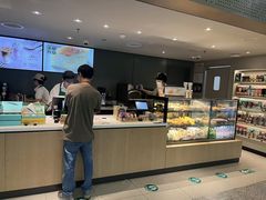 -星巴克(浦东机场T2到达店)