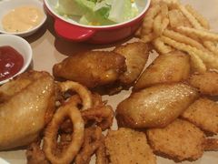 -必胜客(WOW中心城店)