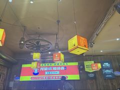 -阿婆情腊排骨火锅(金虹路店)